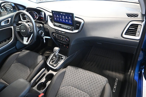 Kia Ceed 10 of 23