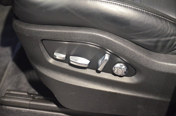 Porsche Cayenne 21 of 21