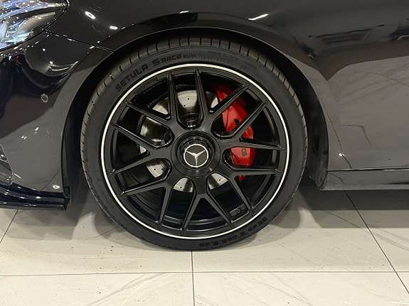 Mercedes-Benz E220 d 5 of 5