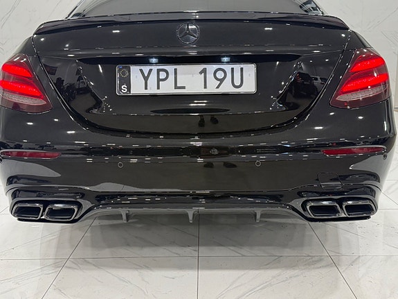 Mercedes-Benz E220 d 22 of 24