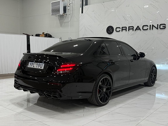 Mercedes-Benz E220 d 21 of 24