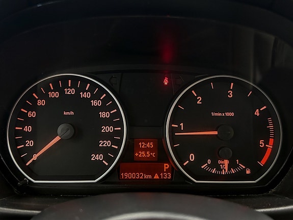 BMW 118d 16 of 24