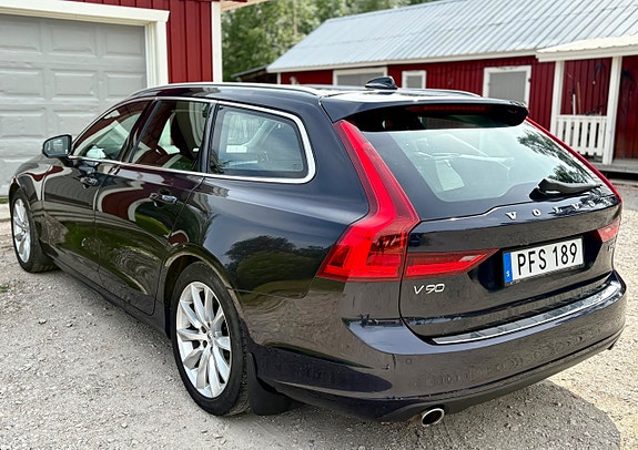 Volvo V90 9 of 30