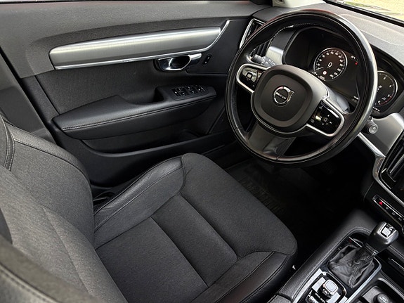 Volvo V90 14 of 30