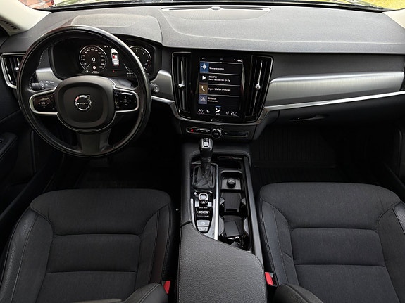 Volvo V90 13 of 30