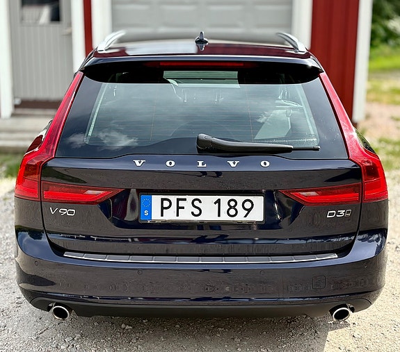 Volvo V90 8 of 30