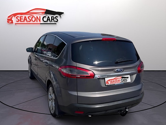 Ford S-MAX 3 of 5