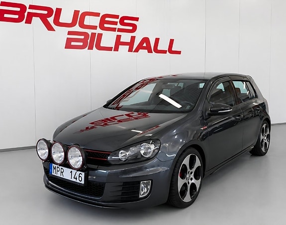 Volkswagen Golf VI 2 of 13