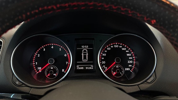Volkswagen Golf VI 13 of 13