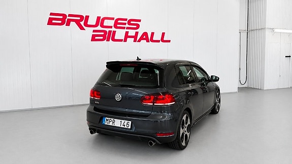 Volkswagen Golf VI 6 of 13