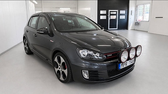 Volkswagen Golf VI 3 of 13