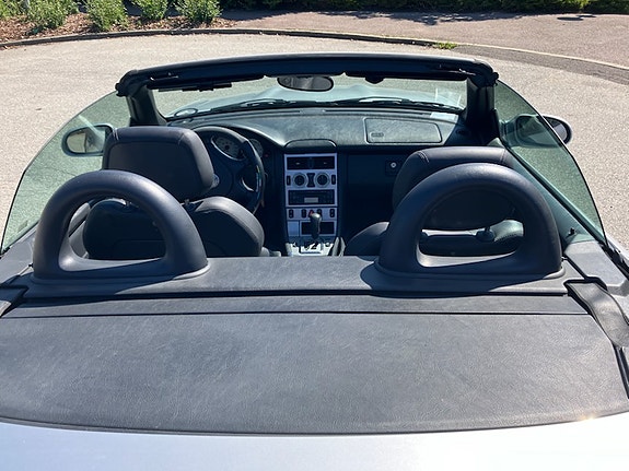Mercedes-Benz SLK200 5 of 5