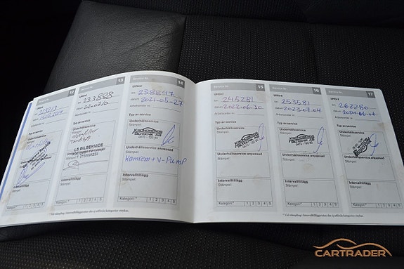 Volvo S60 14 of 16