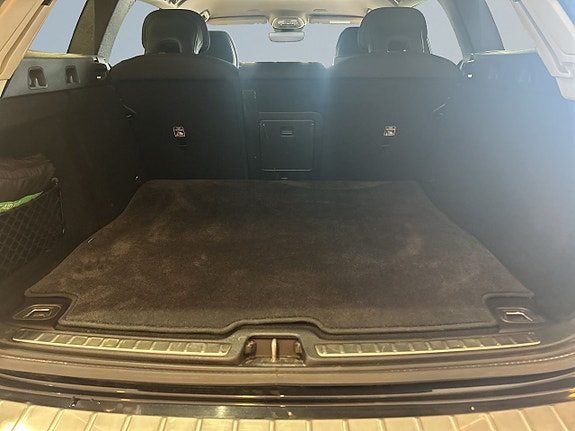 Volvo V60 Cross Country 12 of 16