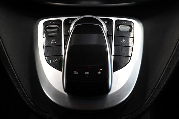 Mercedes-Benz V-Klass 19 of 25