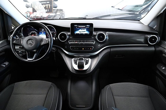 Mercedes-Benz V-Klass 16 of 25