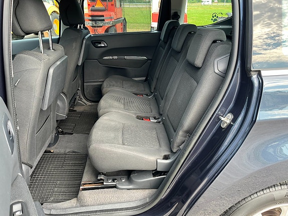 Peugeot 5008 12 of 19