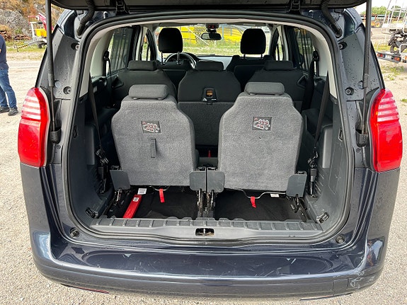 Peugeot 5008 6 of 19