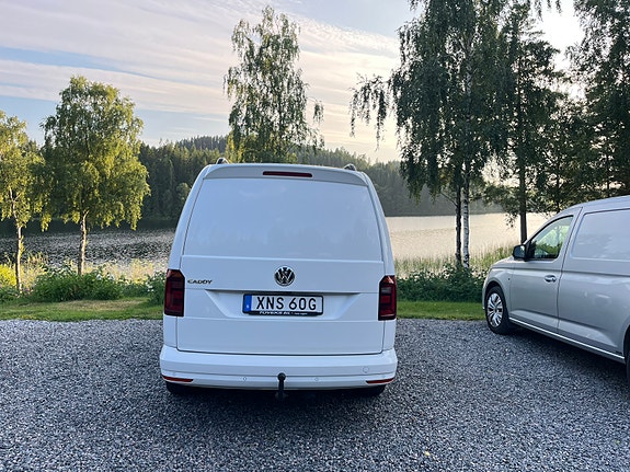 Volkswagen Caddy Maxi 4 of 5