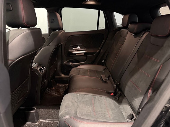 Mercedes-Benz GLA250 e 8 of 13
