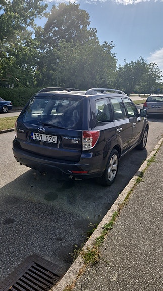 Subaru Forester 2 of 2