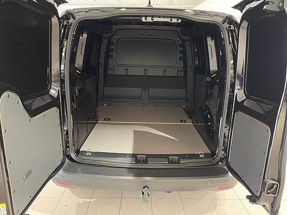Volkswagen Caddy 2 of 5