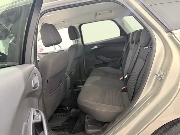 Ford Focus 22 of 27