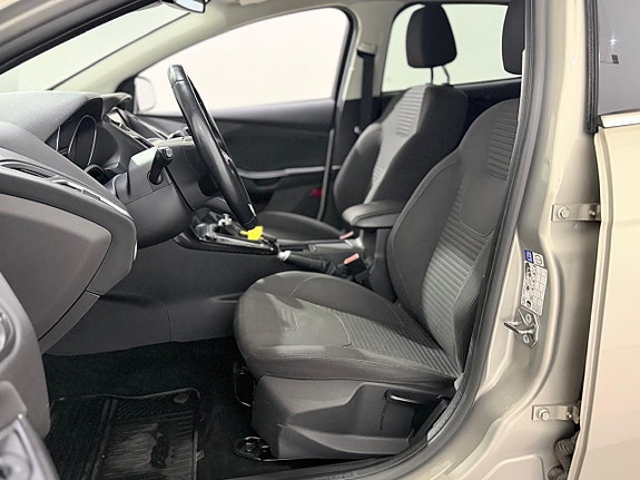 Ford Focus 9 of 27