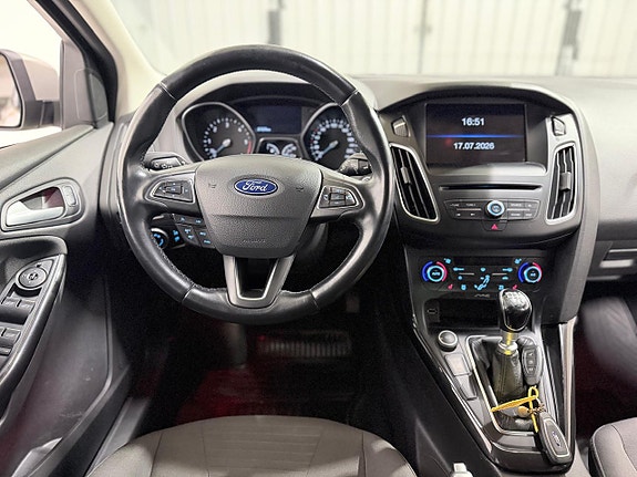 Ford Focus 12 of 27