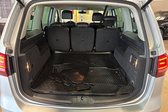 Volkswagen Sharan 21 of 25
