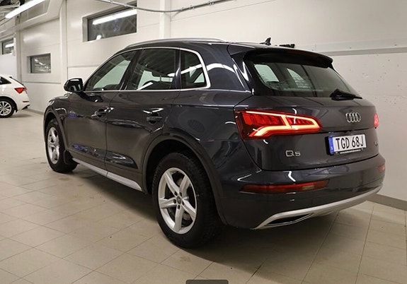 Audi Q5 3 of 5