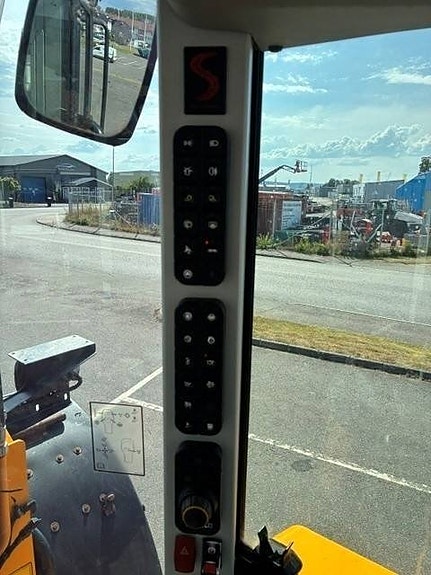 JCB 419s 6 of 12