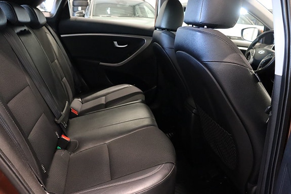Hyundai i30 10 of 25