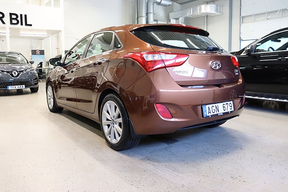 Hyundai i30 4 of 25