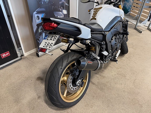 Yamaha FZ8-N ABS, slipon 2 of 4
