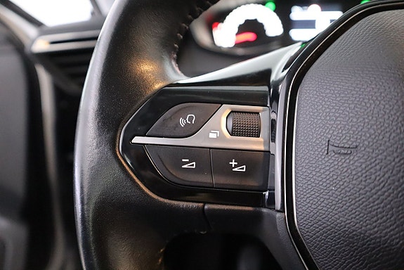 Peugeot 2008 13 of 18