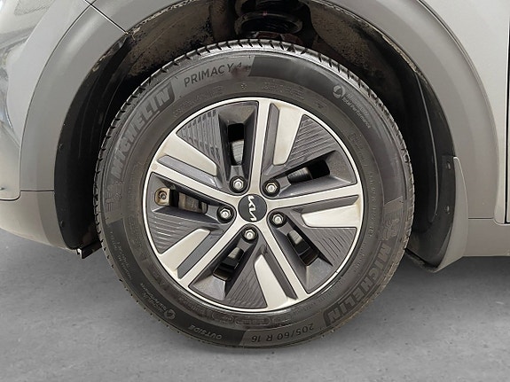 Kia Niro 8 of 23