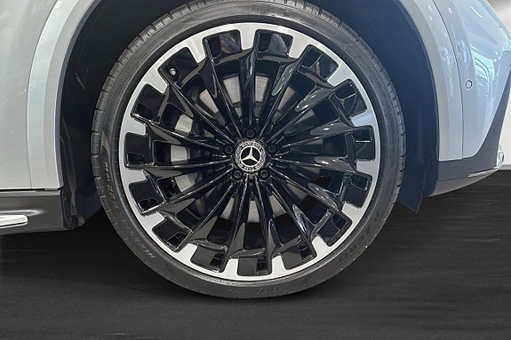 Mercedes-Benz EQE SUV 5 of 5