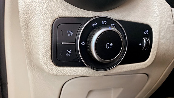 Alfa Romeo Stelvio 17 of 22