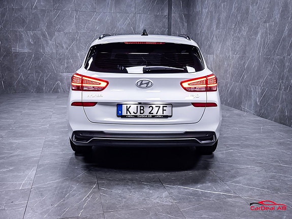 Hyundai i30 6 of 27