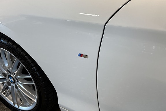 BMW 120i 19 of 21