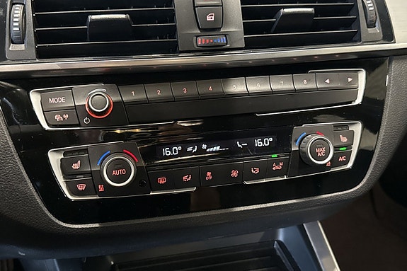 BMW 120i 18 of 21