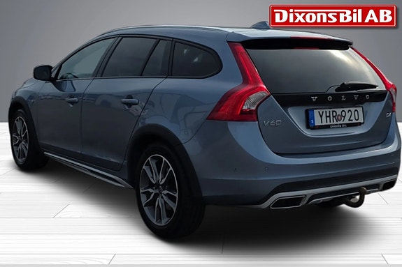 Volvo V60 Cross Country 5 of 5