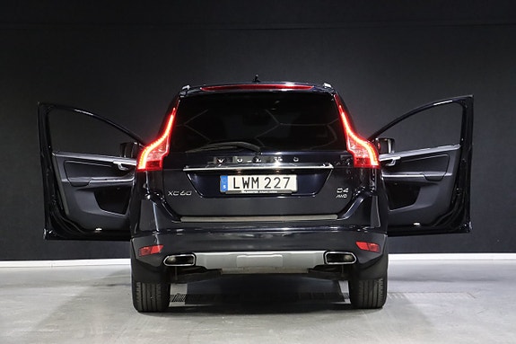 Volvo XC60 8 of 27