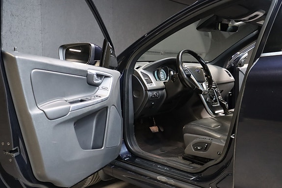 Volvo XC60 9 of 27