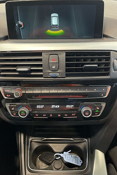 BMW 320d 14 of 14