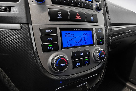 Hyundai Santa Fe 19 of 24