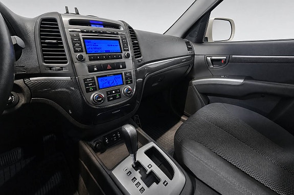 Hyundai Santa Fe 23 of 24