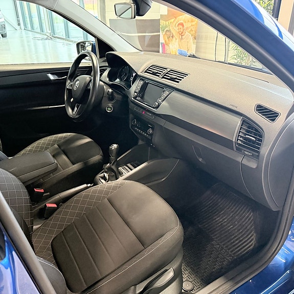 Skoda Fabia 10 of 19