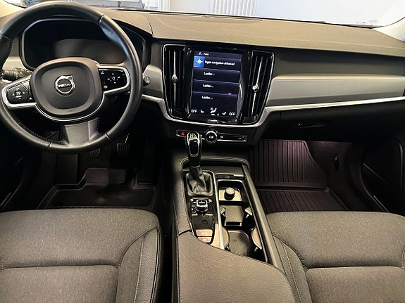 Volvo V90 10 of 12